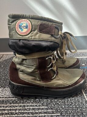 Pajar Winter Boot Green and Brown Insulated Lace Up Roll Up